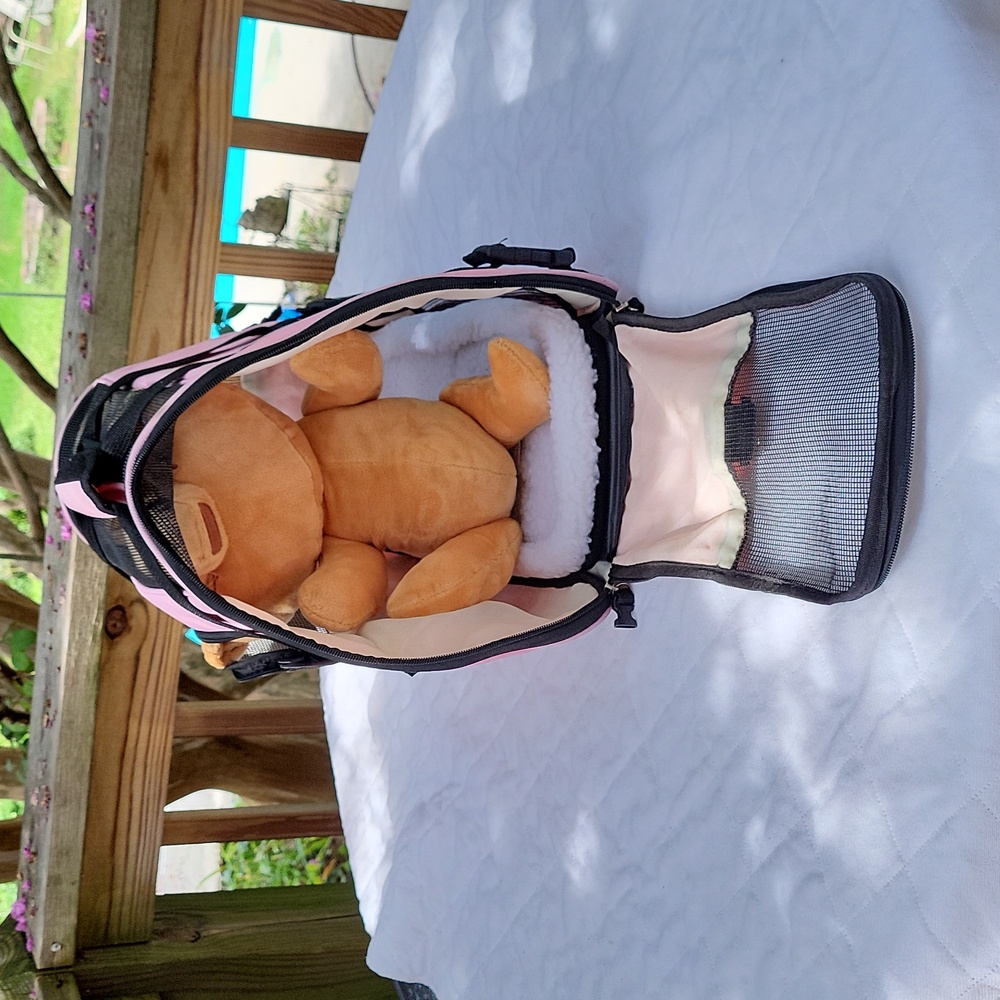 Dog or cat carrier, pink, padded bottom, zippered vents, sz S